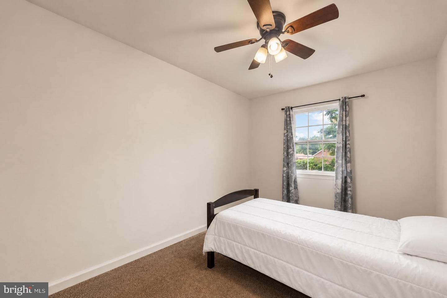 307 Olde Greenwich Drive photo 13