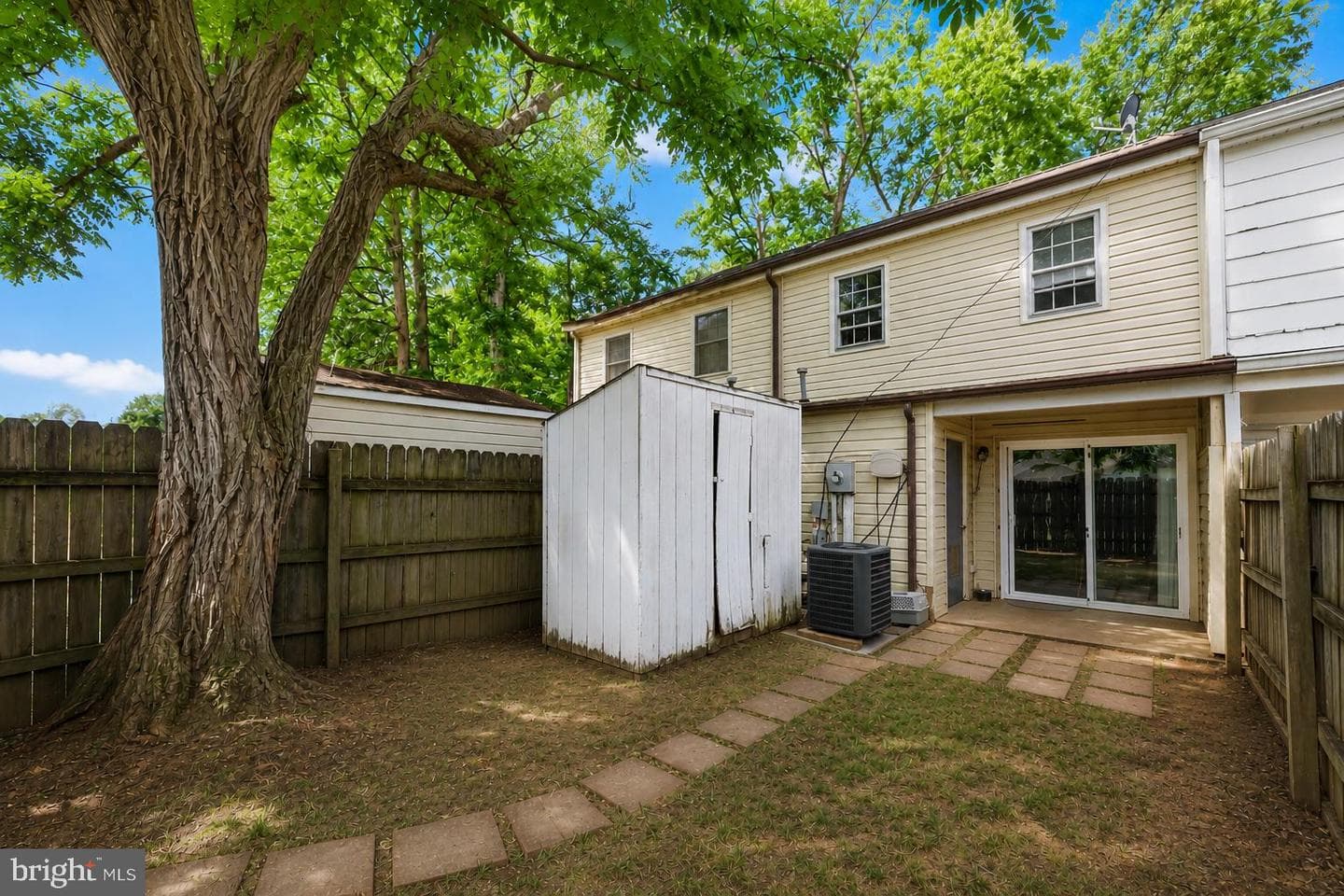 307 Olde Greenwich Drive photo 19