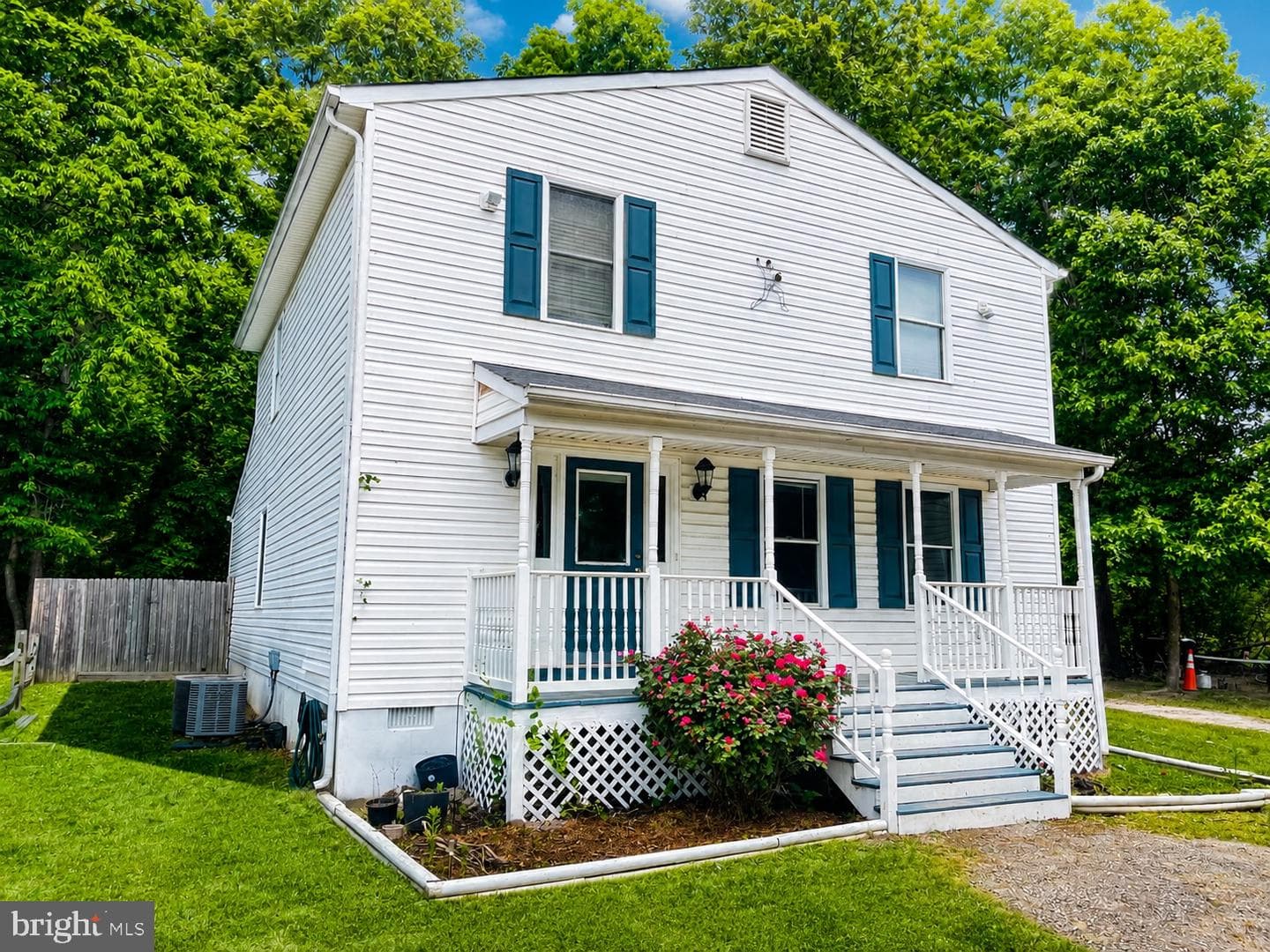 111 Pender Street photo 2
