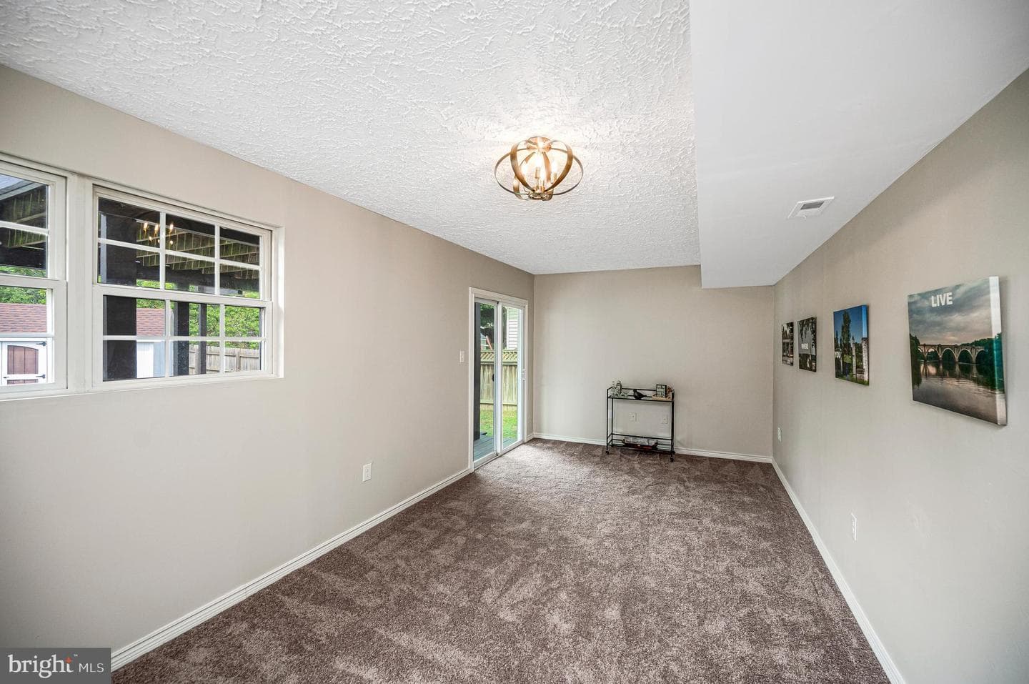 5706 E Point Circle photo 33
