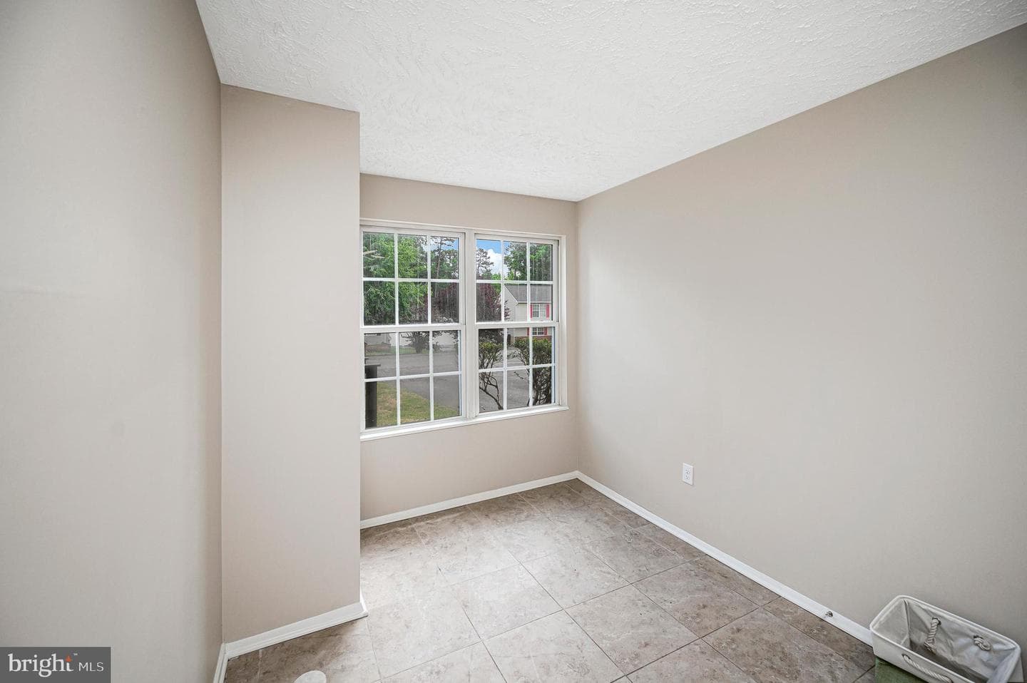 5706 E Point Circle photo 36