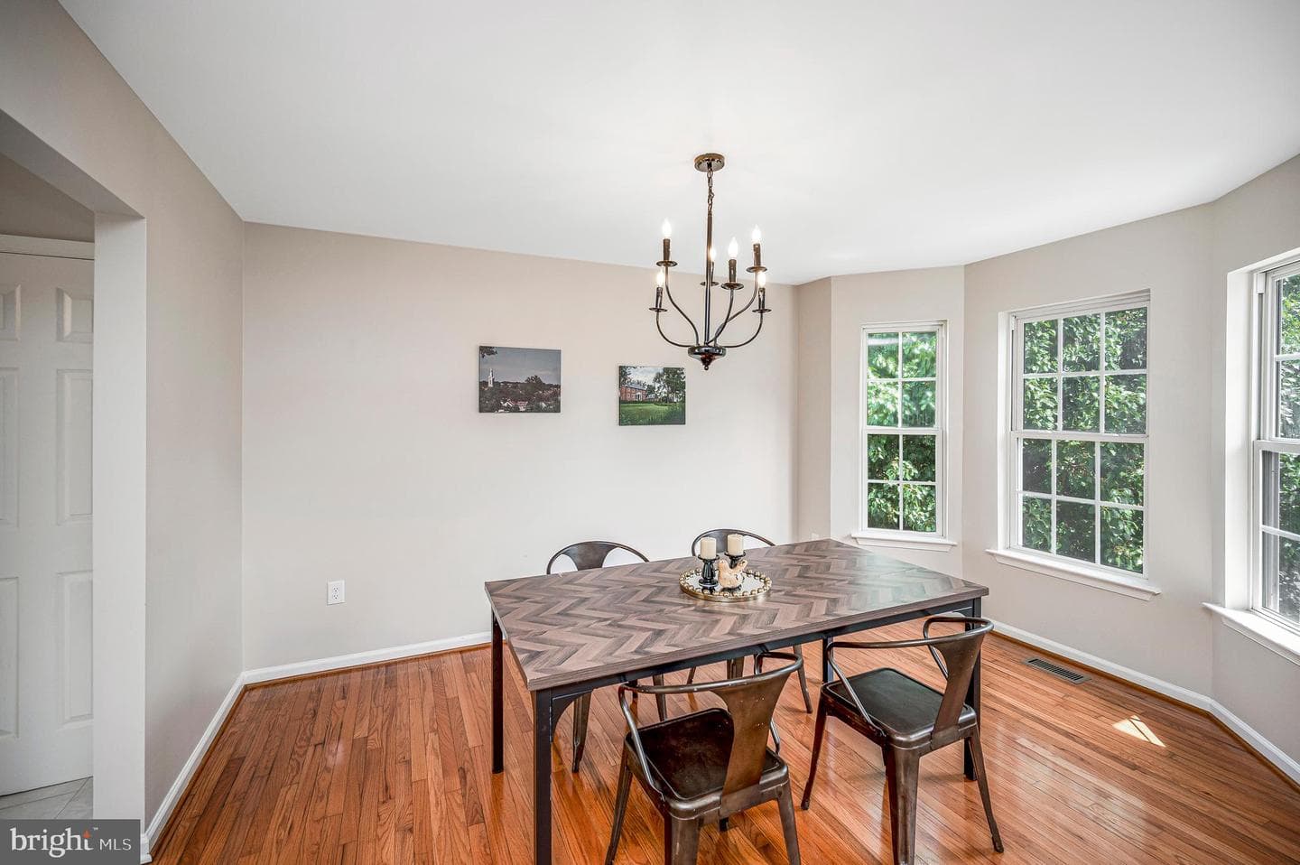5706 E Point Circle photo 7