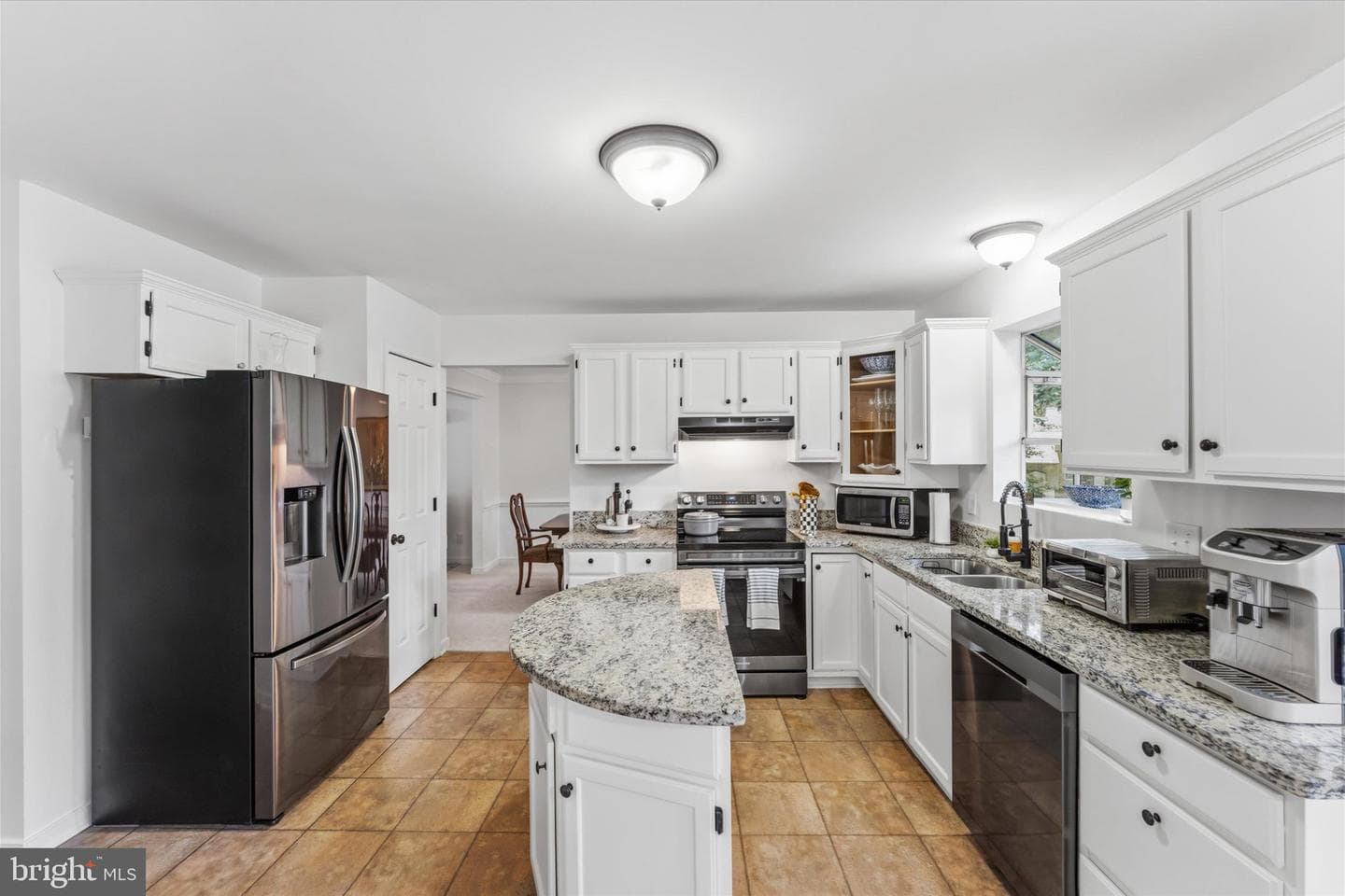 6402 Sugar Maple Court photo 15
