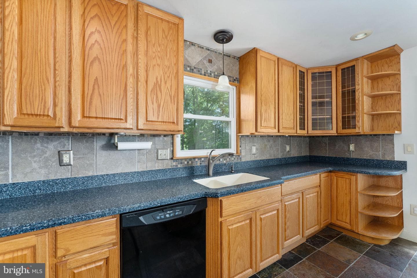 101 Patterson Avenue photo 21