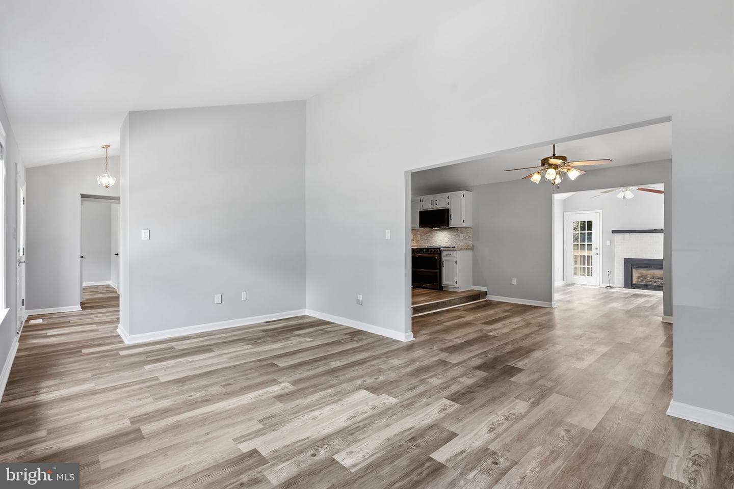 10422 Heather Greens Circle photo 6