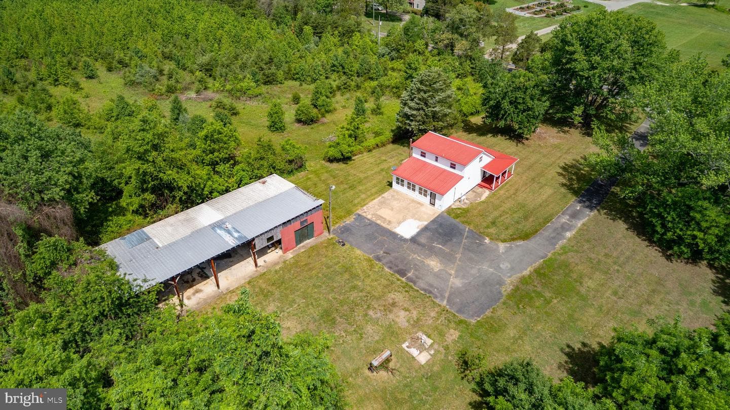 10827 Catharpin Road photo 3