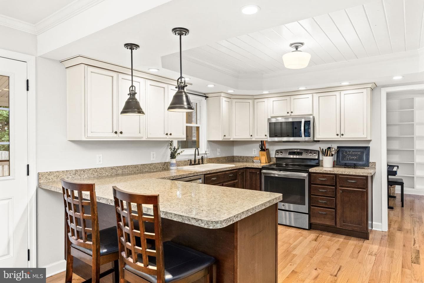 706 Pleasants Drive photo 8