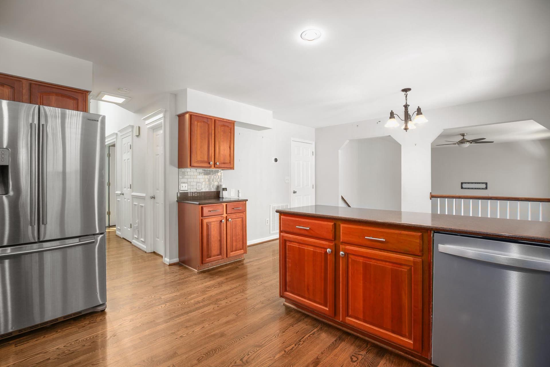 10205 N Hampton Lane photo 12