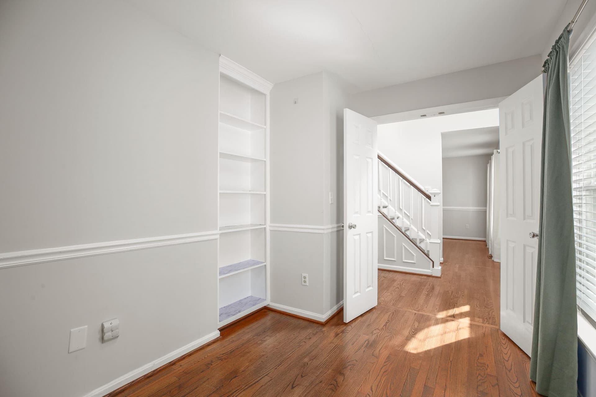 10205 N Hampton Lane photo 17