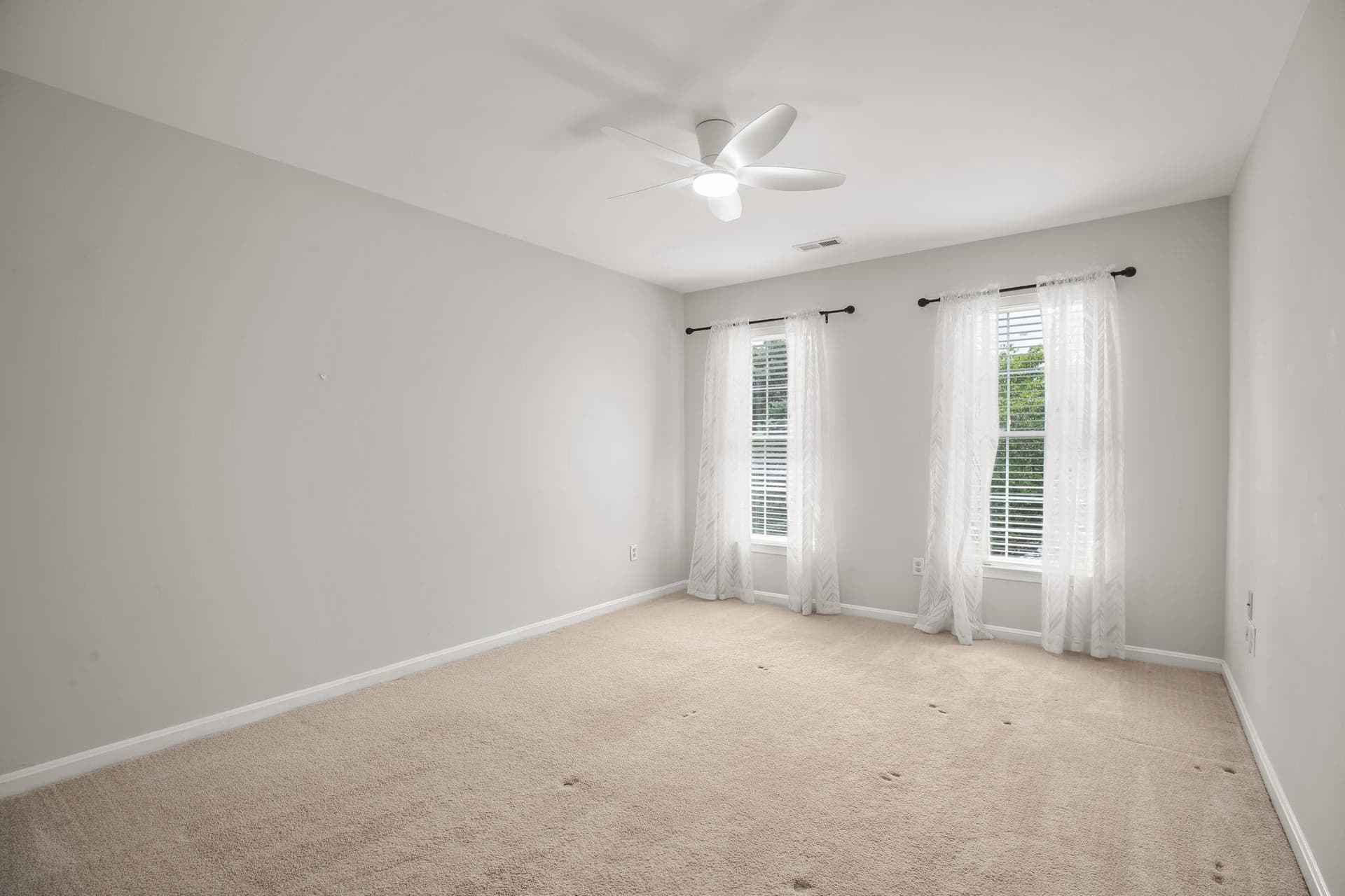 10205 N Hampton Lane photo 37