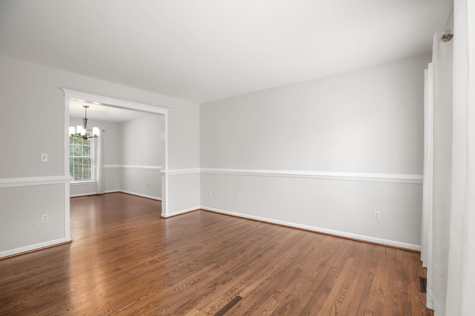 10205 N Hampton Lane photo 6
