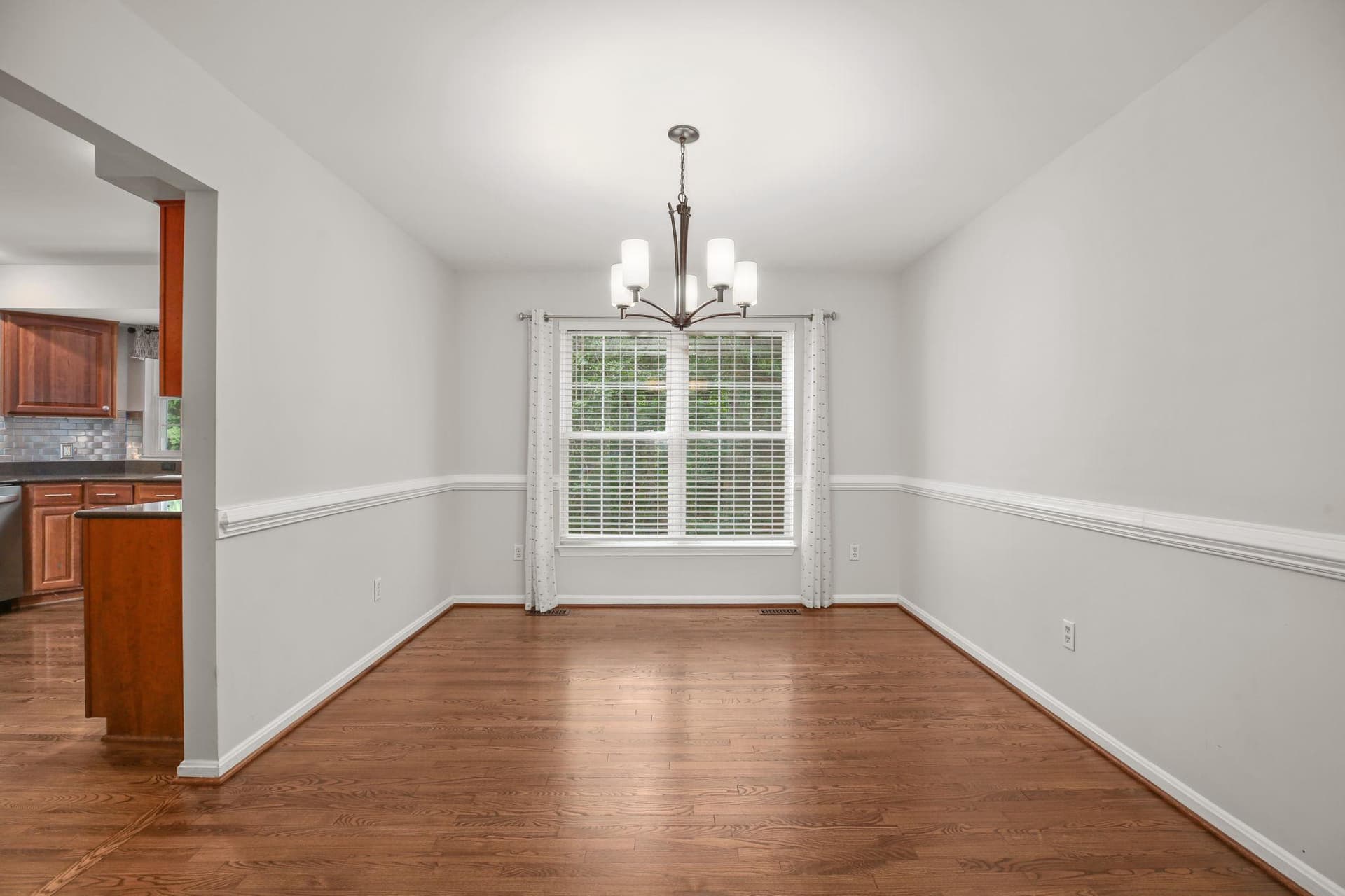 10205 N Hampton Lane photo 9