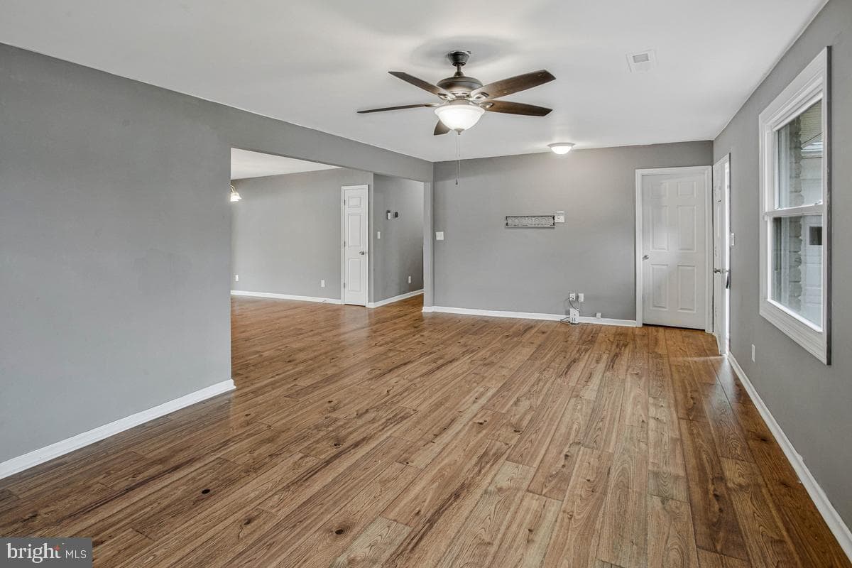 408 S Brooks Drive photo 8