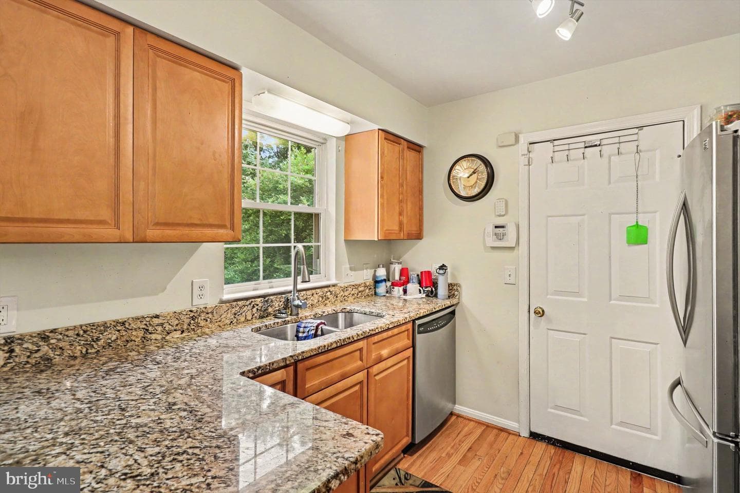 2402 Ruffin Drive photo 7