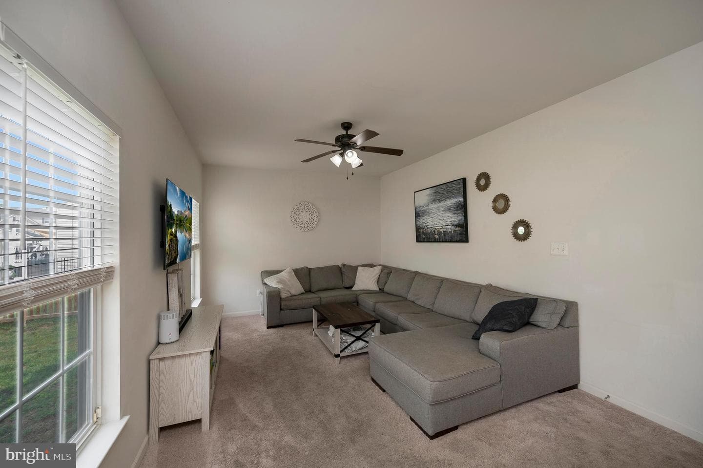 9202 Maple Valley Dr photo 2