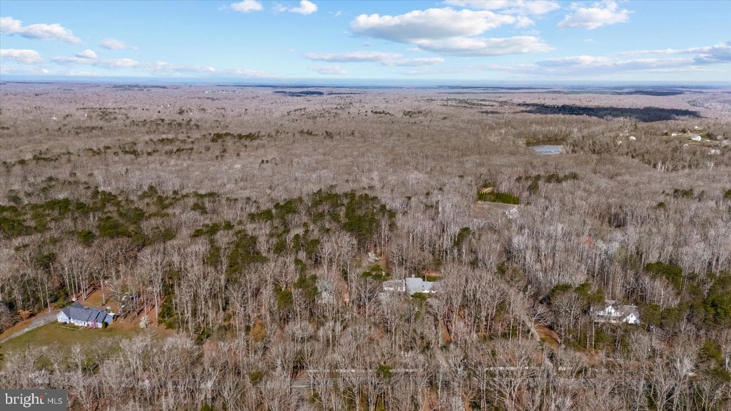7621 River Road photo 82