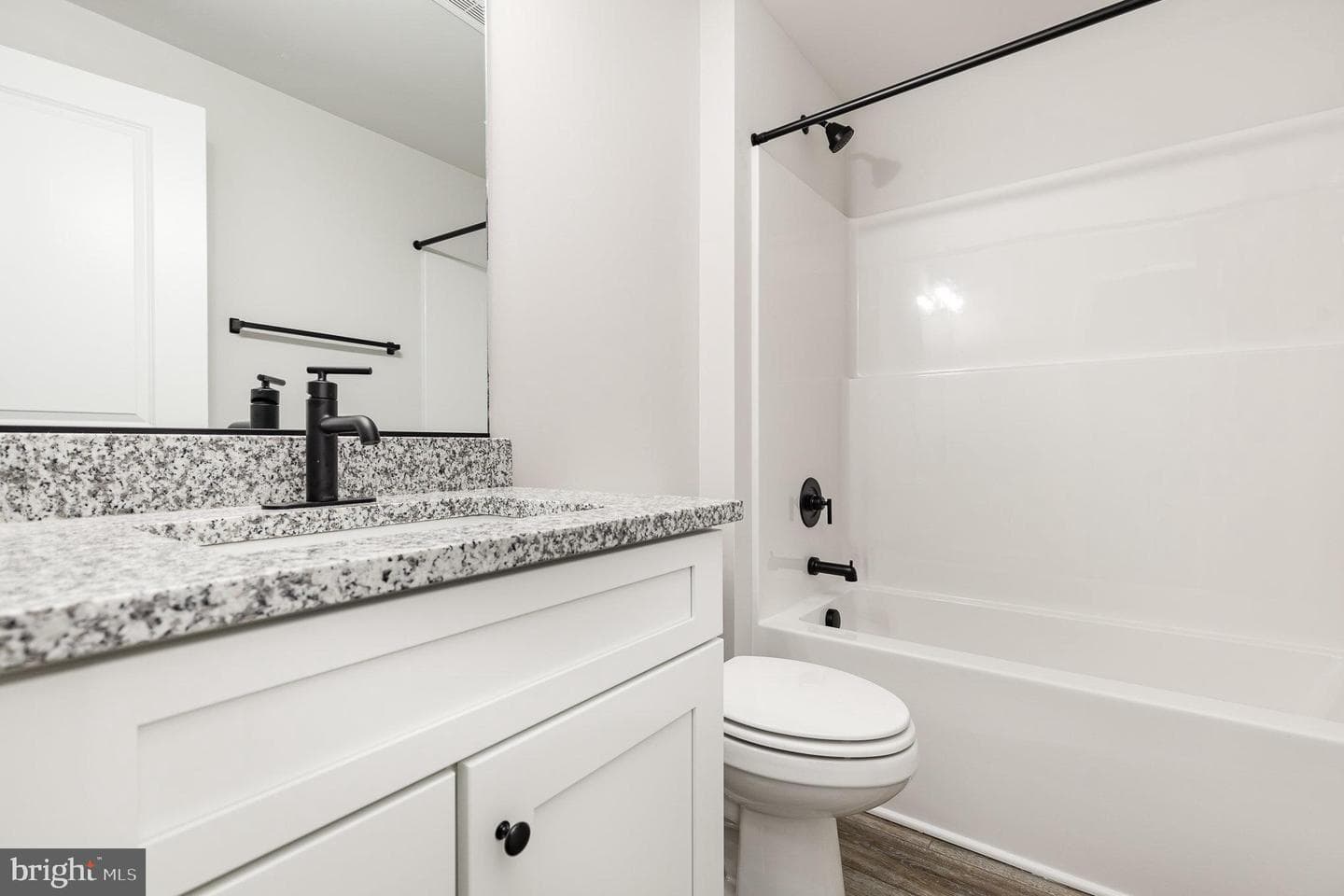 12400 Salient Lane photo 29