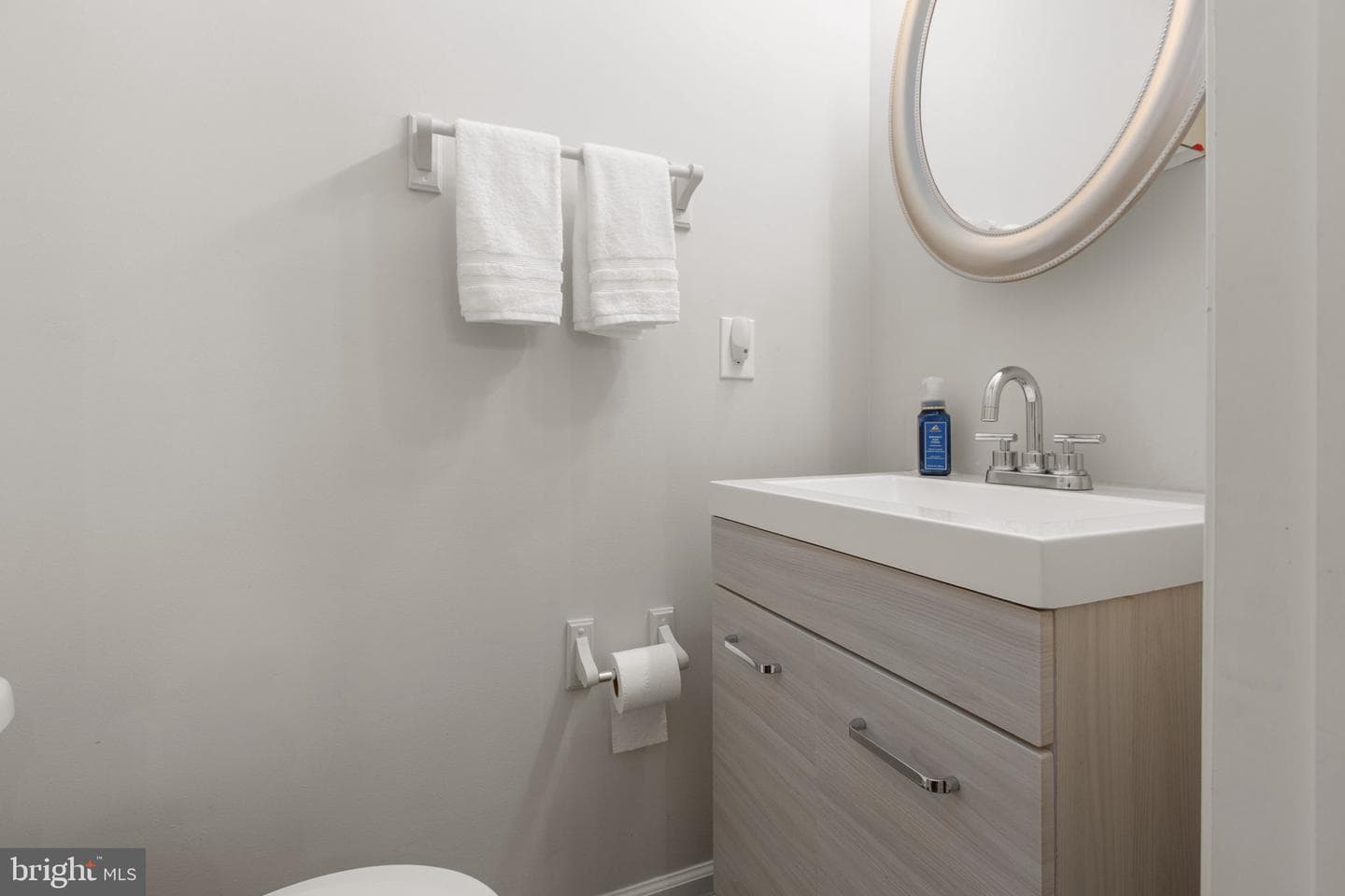 10307 Green Willow Avenue photo 14
