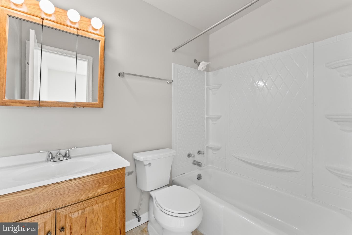4503 Garfield Court photo 13