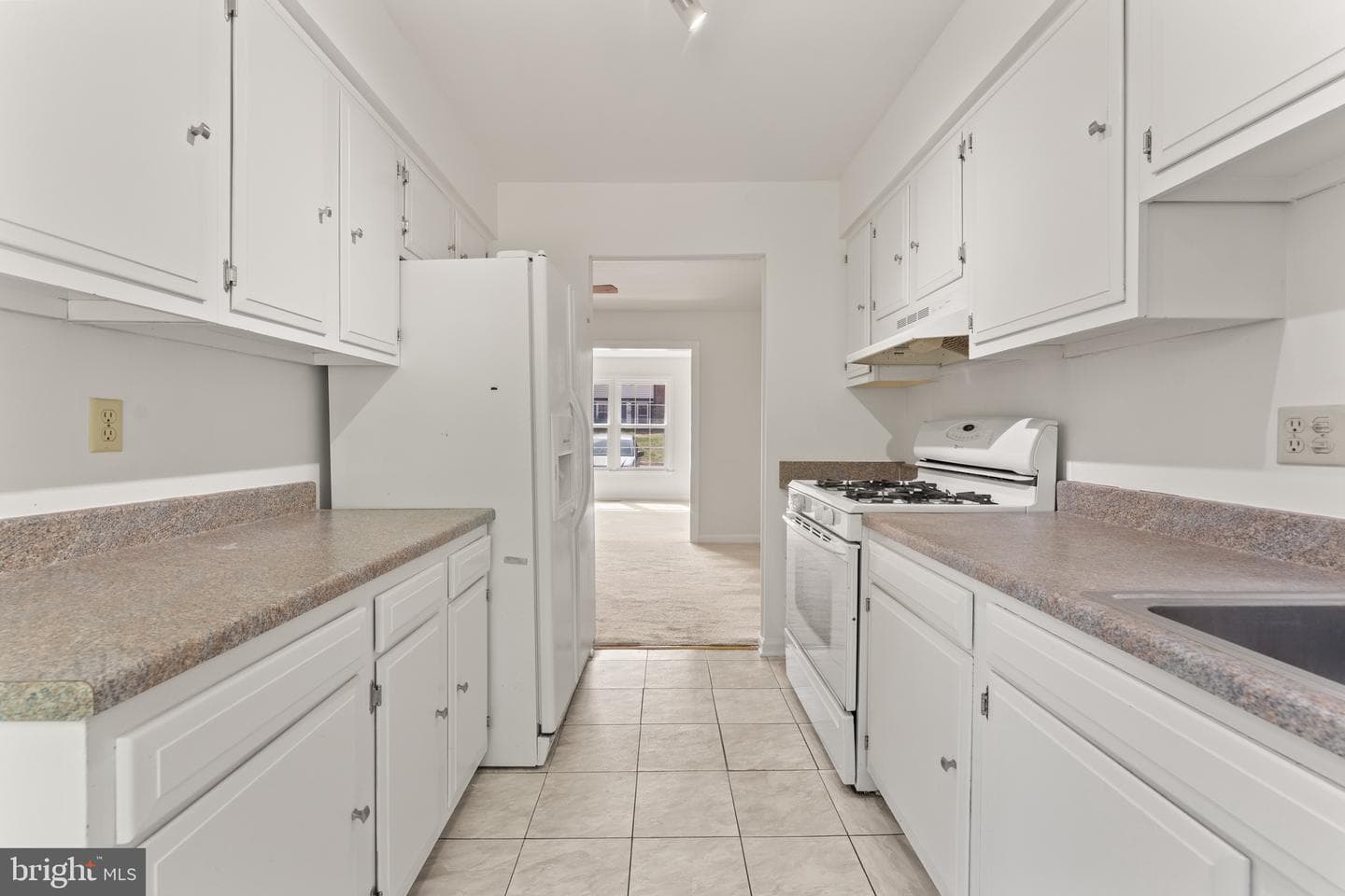 4503 Garfield Court photo 5
