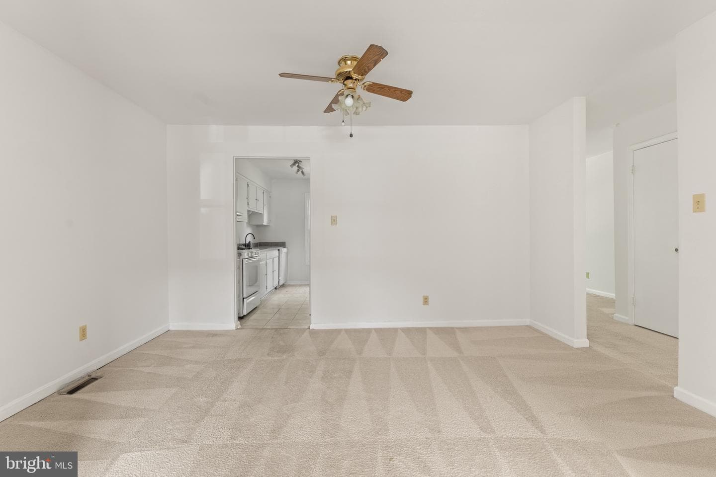 4503 Garfield Court photo 7