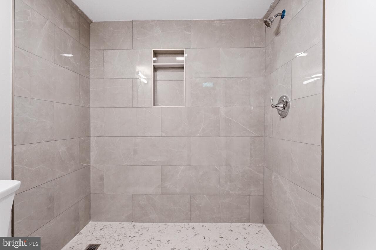 10902 Meadowlark Lane photo 13