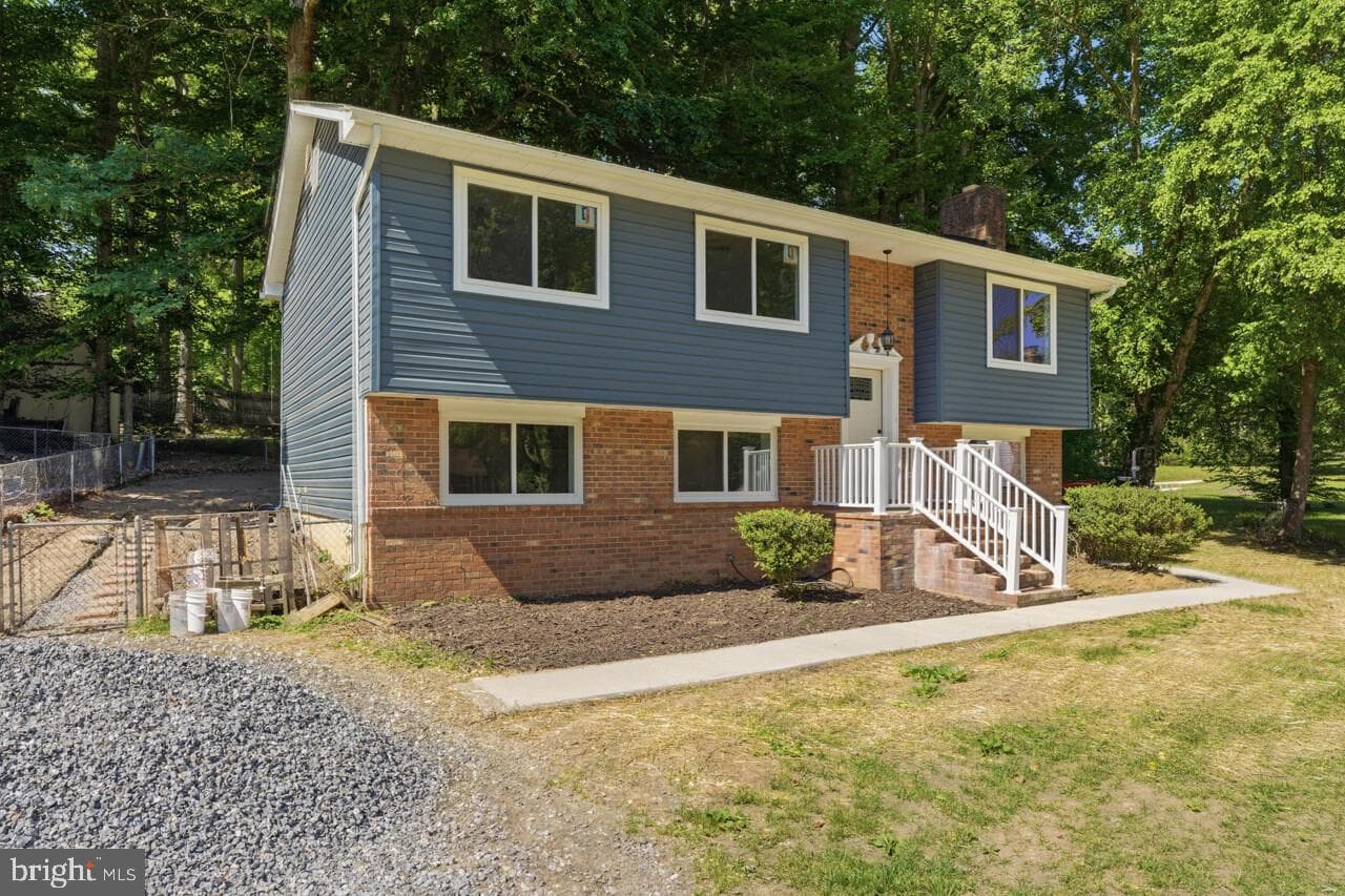 10902 Meadowlark Lane photo 4