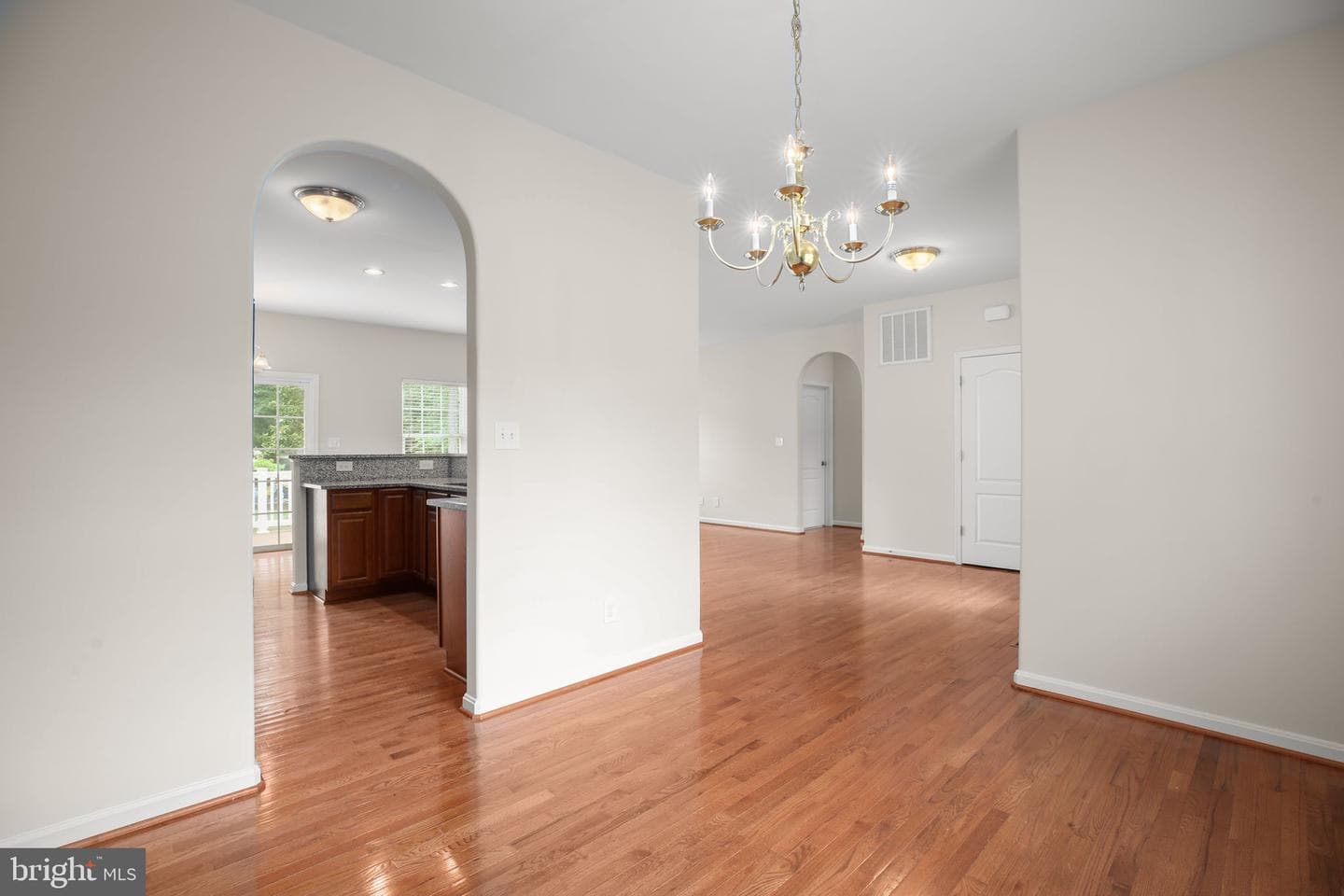10509 Woodland Drive photo 12