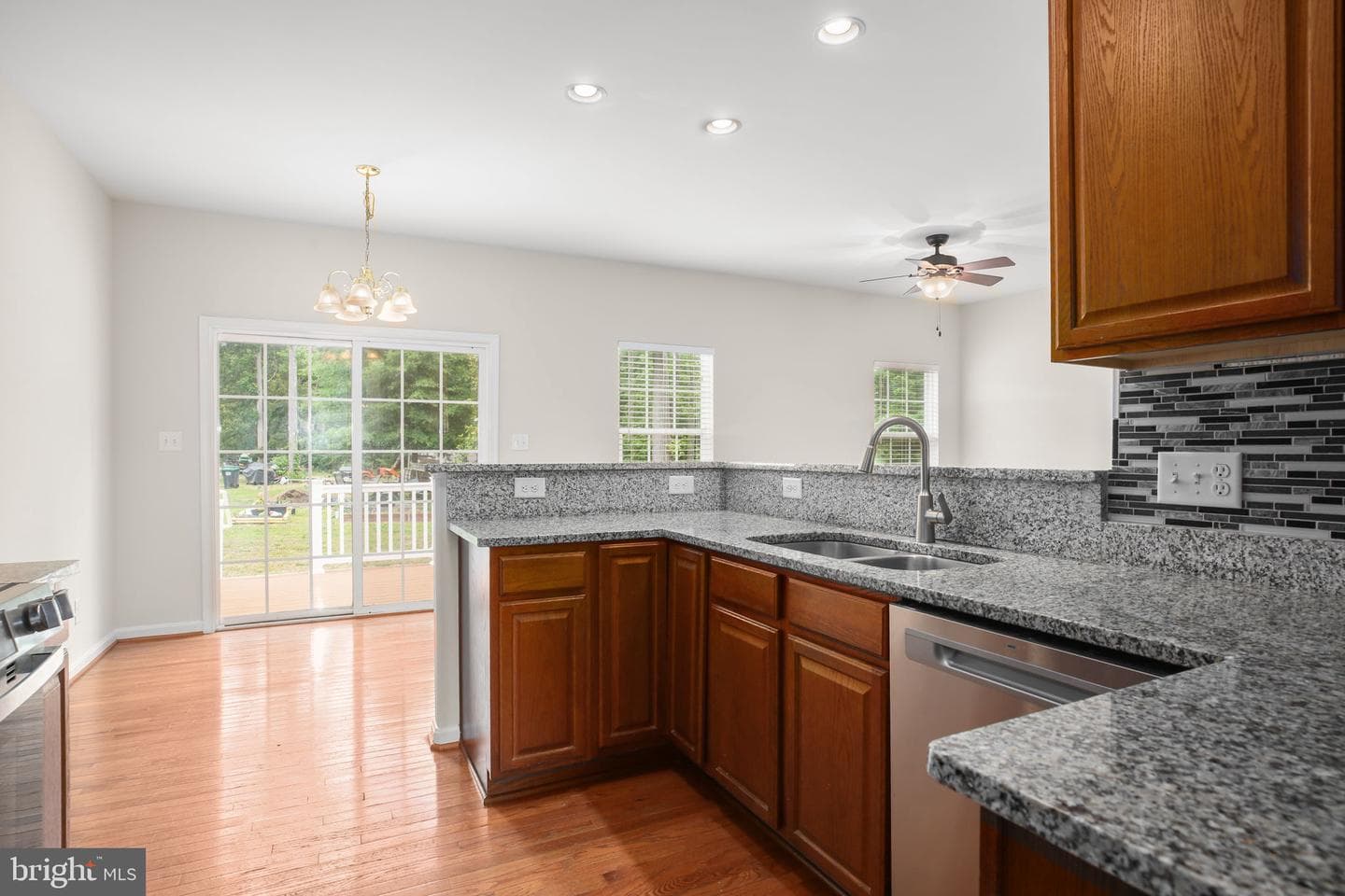 10509 Woodland Drive photo 14