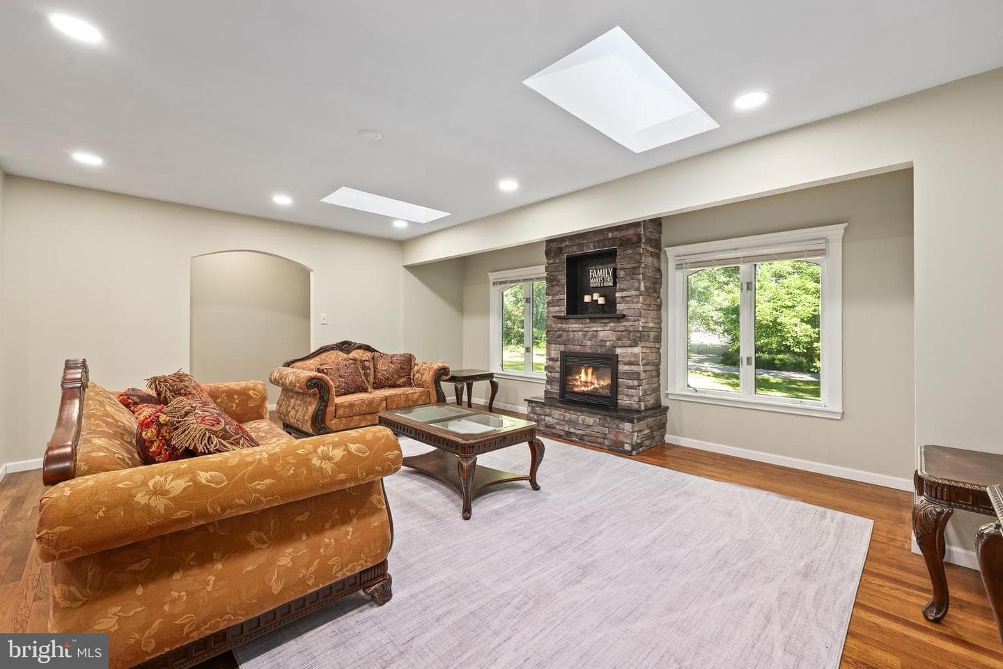 10205 Helena Terrace photo 11