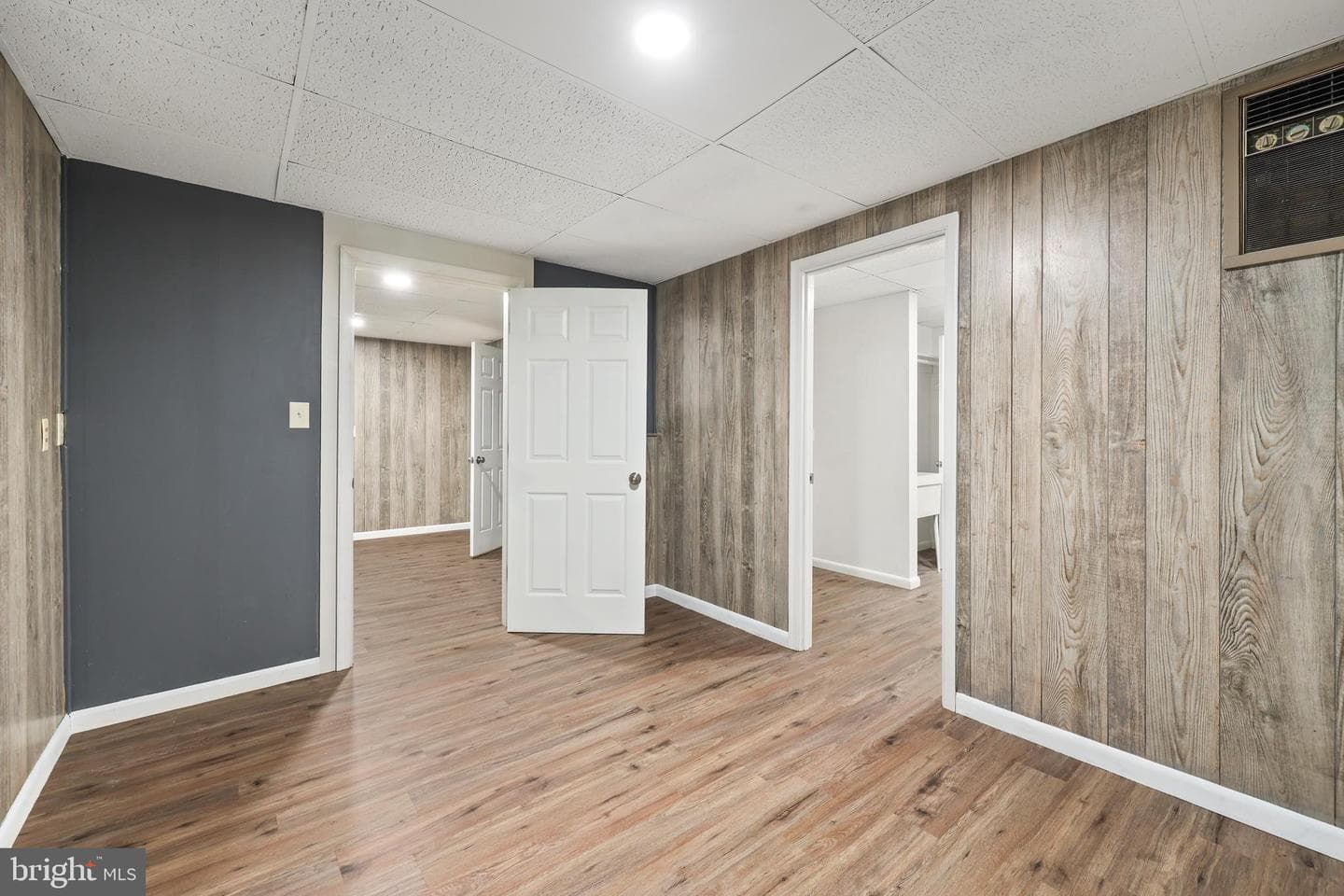 10205 Helena Terrace photo 32