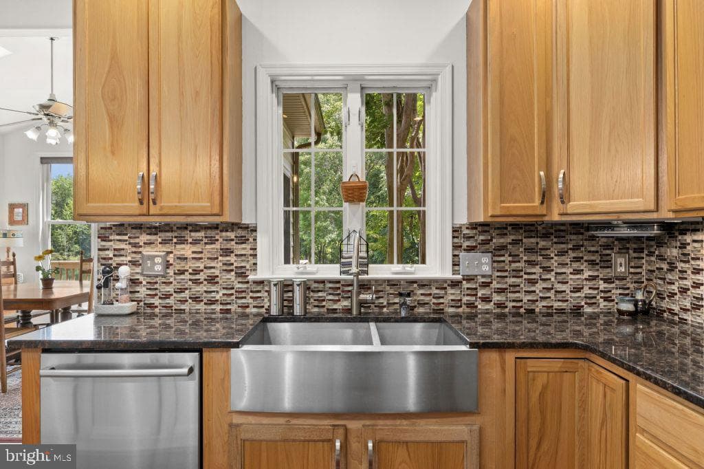 7601 Tributary Court photo 31
