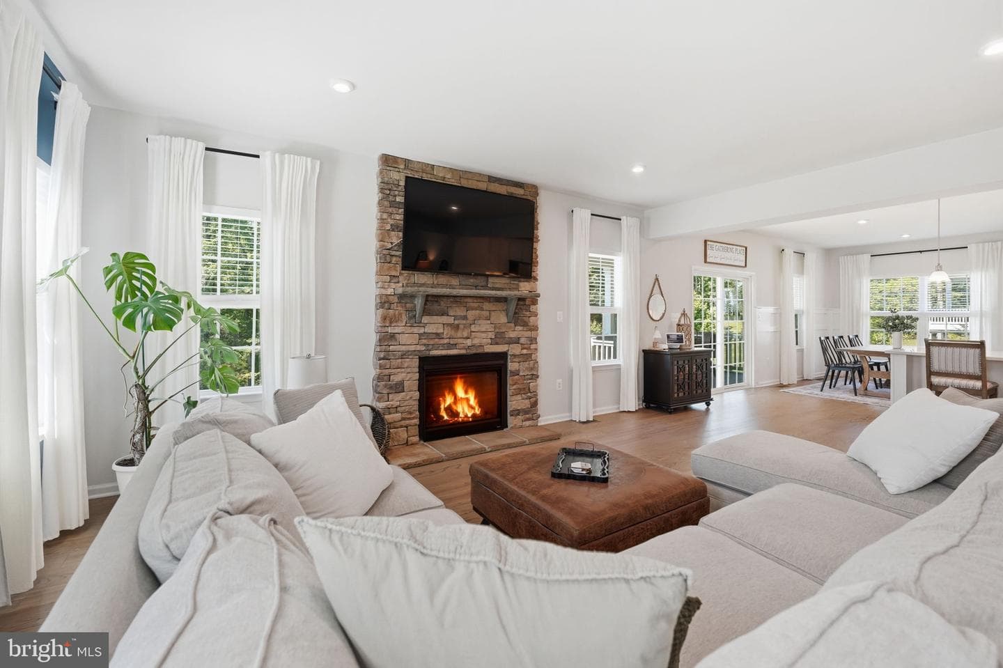 11312 Oakville Lane photo 4