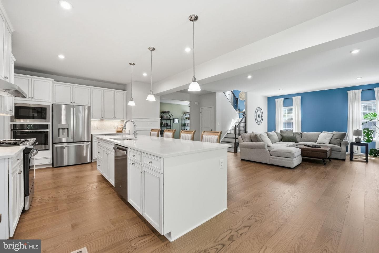 11312 Oakville Lane photo 8