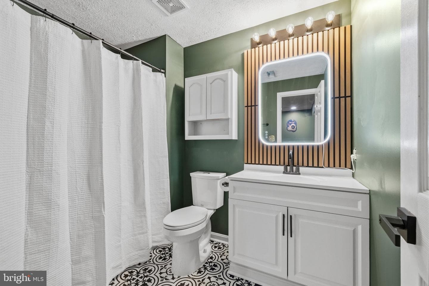 4811 Harvest Glen Court photo 44