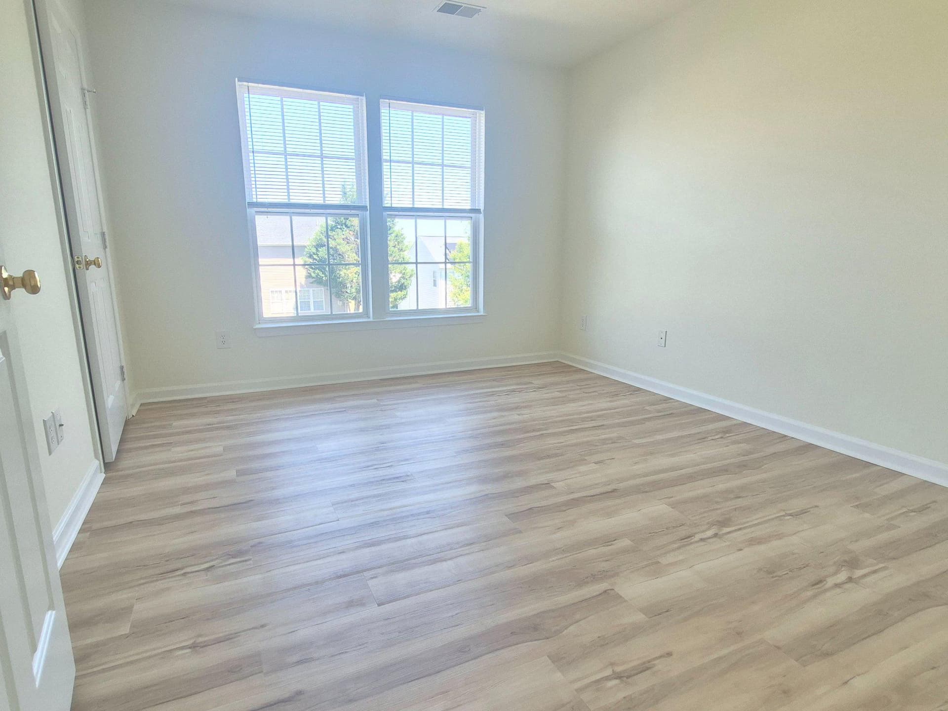 5207 Linden Drive photo 16