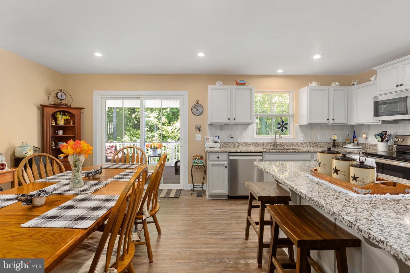 7412 Brentford Terrace photo 7