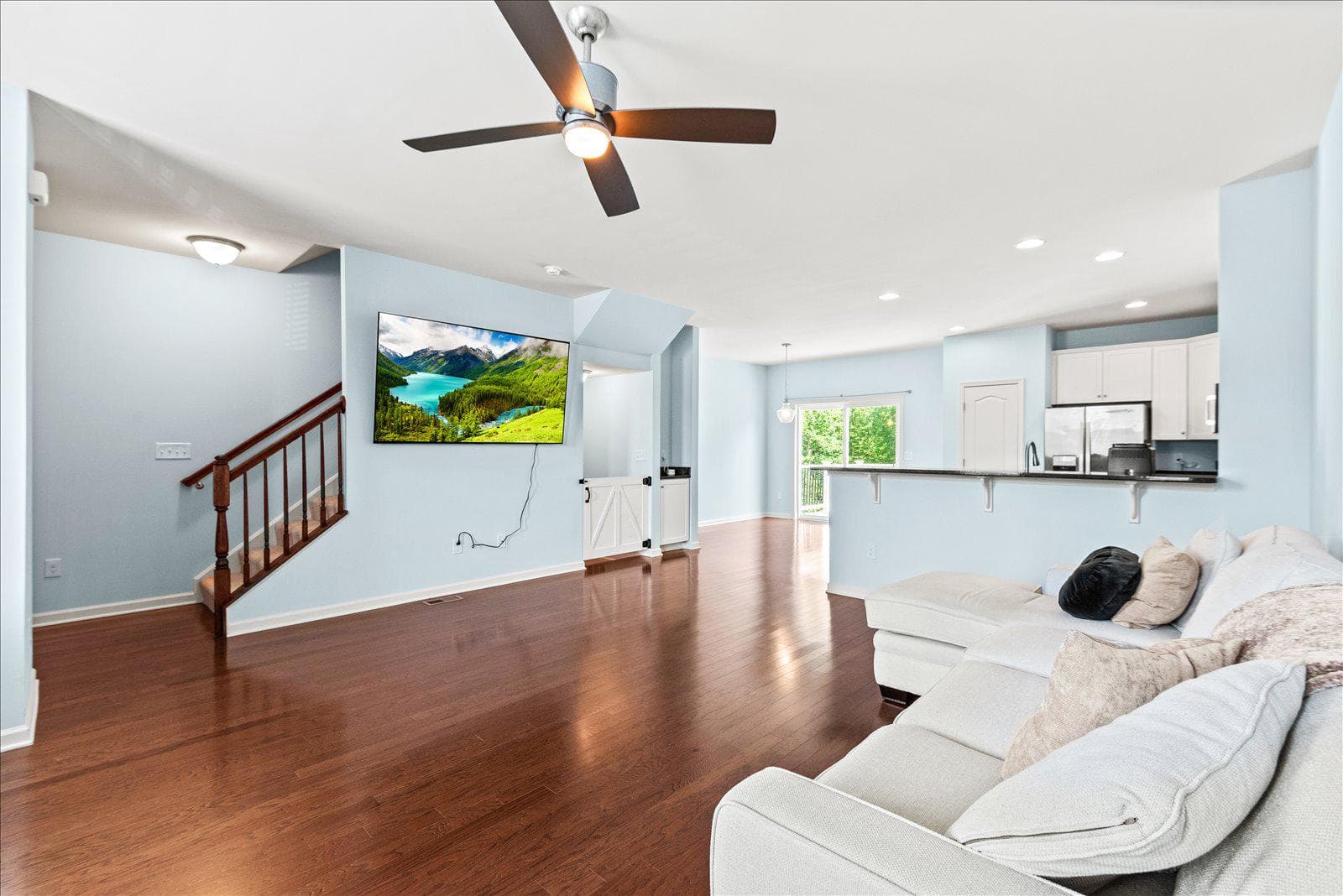 1506 Hudgins Farm Circle photo 12