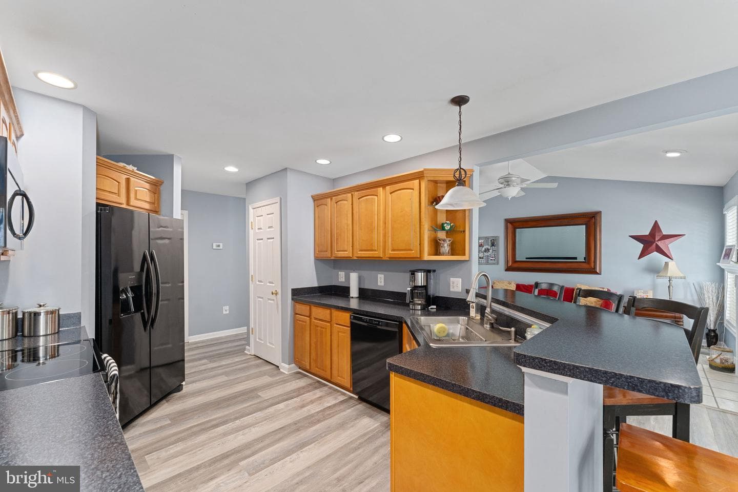 11704 Bleasdell Drive photo 32