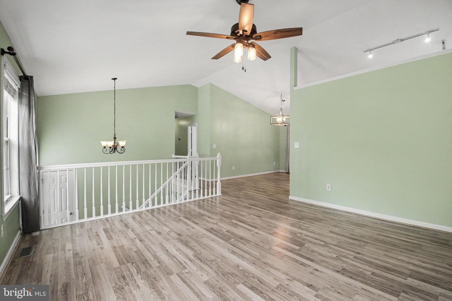 11700 Woodland View Drive photo 5