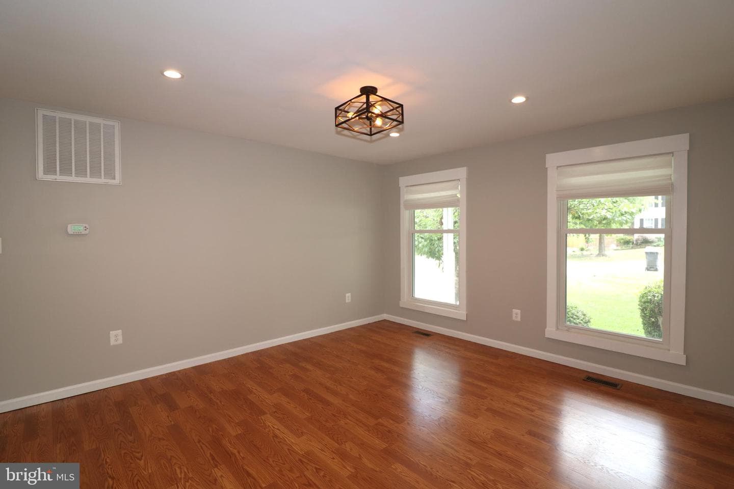 5820 Glen Eagles Drive photo 13