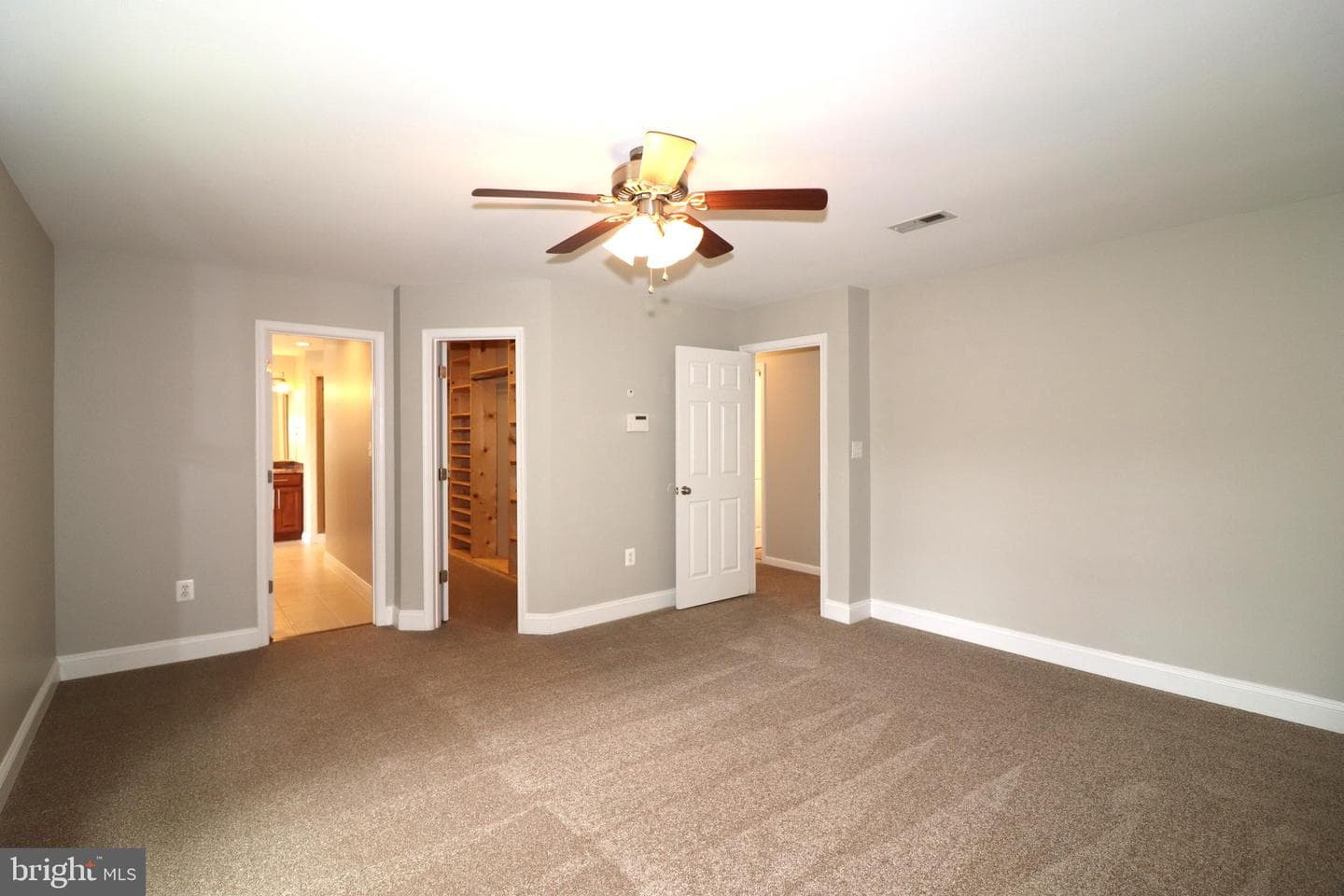 5820 Glen Eagles Drive photo 34