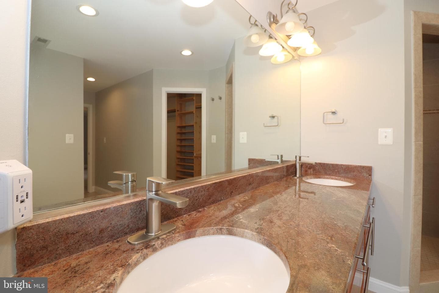 5820 Glen Eagles Drive photo 39