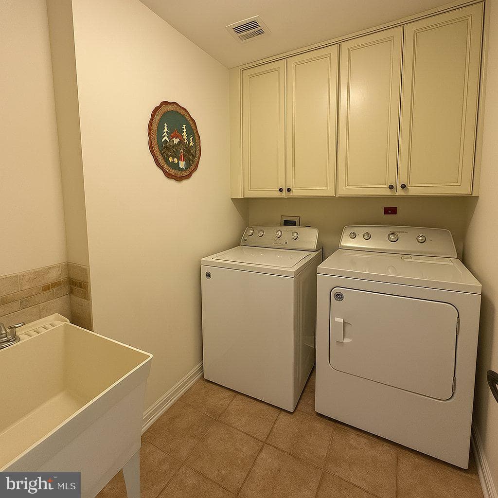 9933 Box Oak Court photo 13