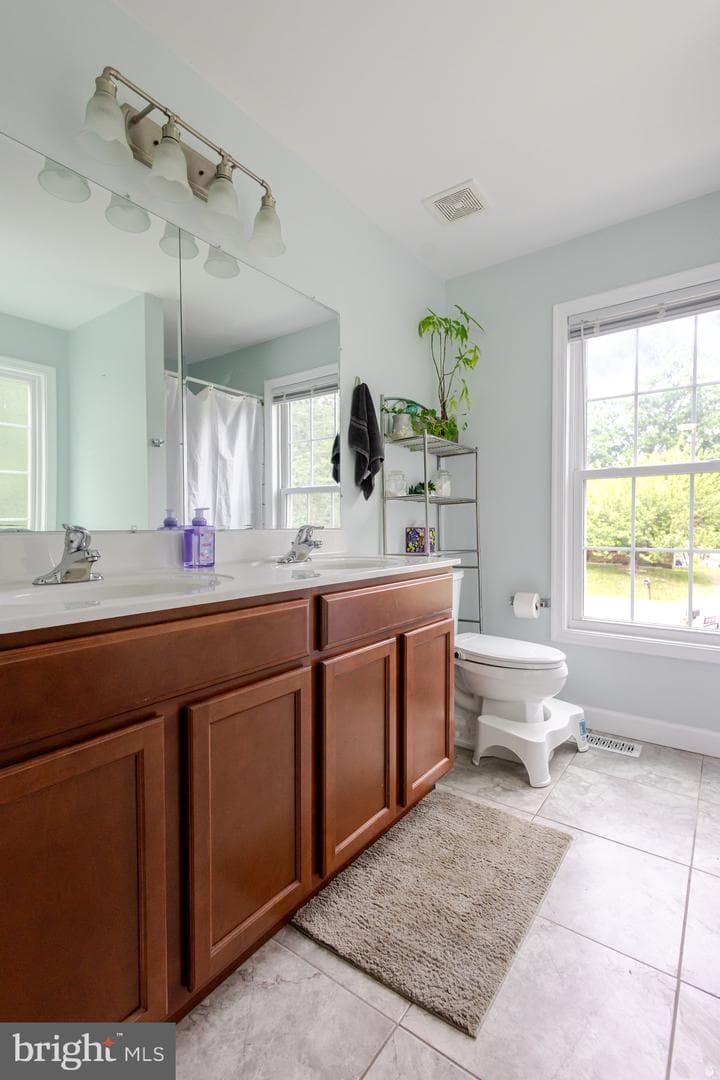 6300 Taverneer Lane photo 34