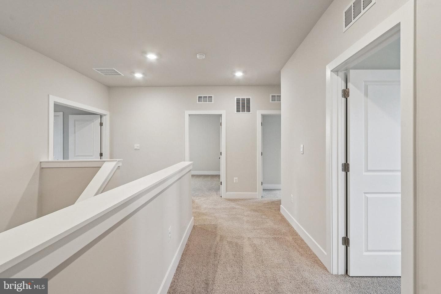 11509 Chalmers Lane photo 32