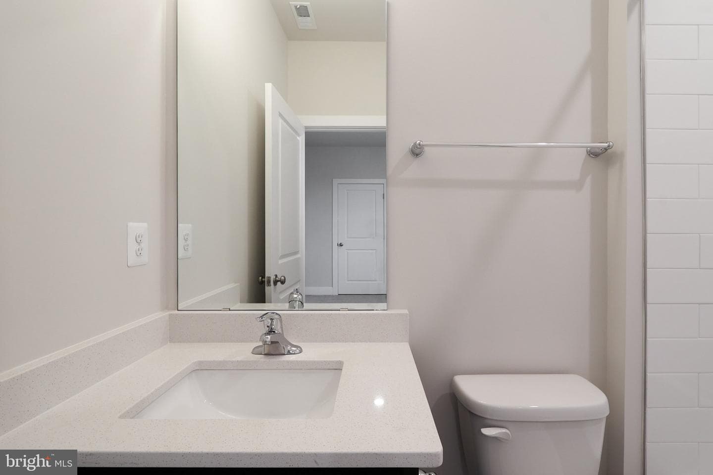 11509 Chalmers Lane photo 35