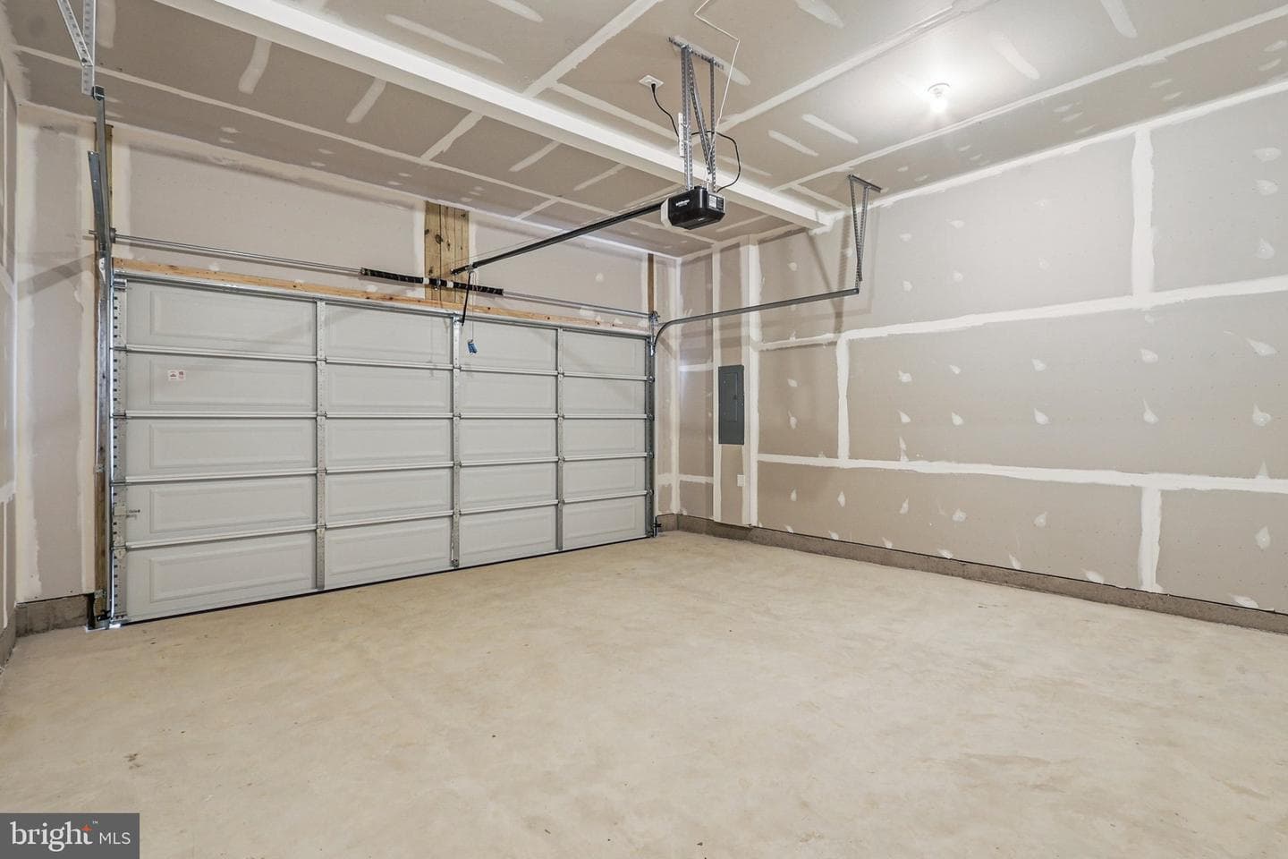 11509 Chalmers Lane photo 46
