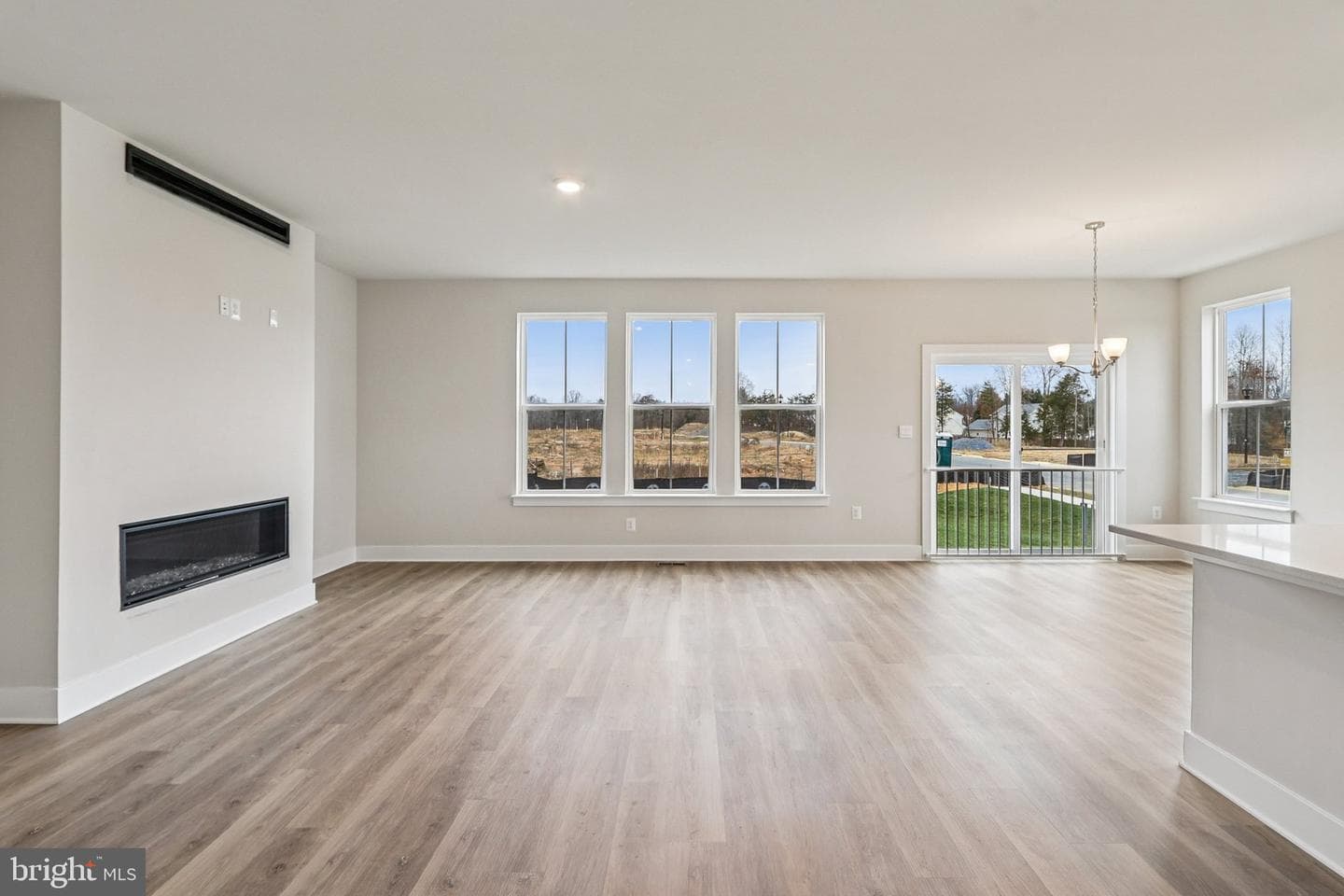 11509 Chalmers Lane photo 5