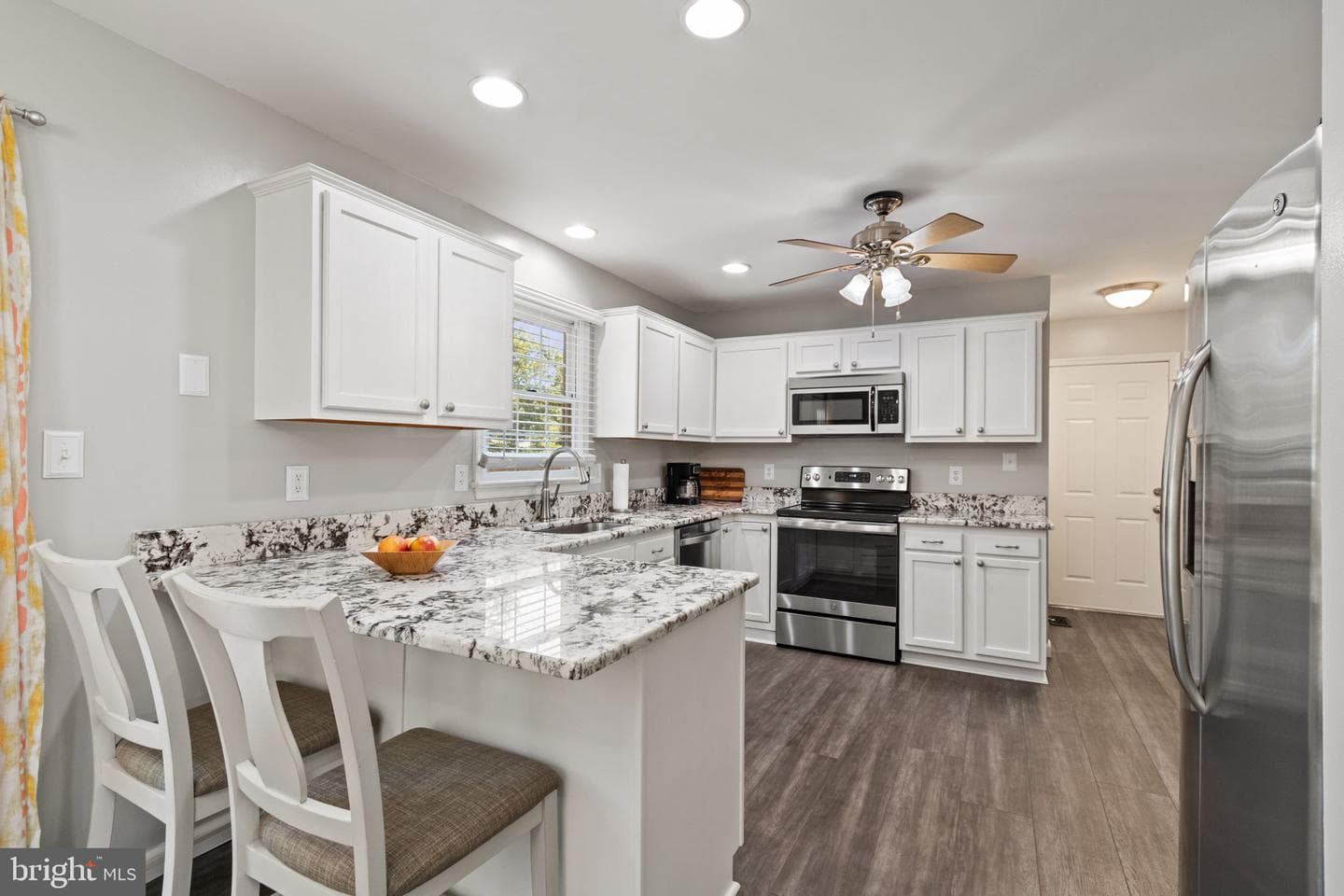 8815 Henly Court photo 3